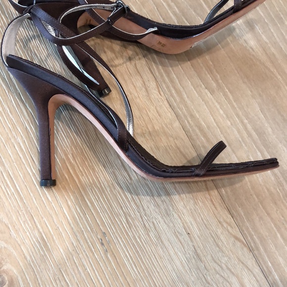New BCBG brown strapped heels size 8.5 - Picture 5 of 8